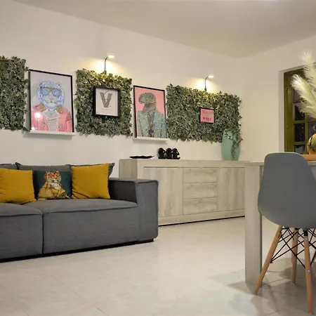 Settimia A 50 Mt Dalla Spiaggia! *